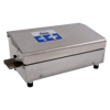 Contimed D 660 - Dit tafelmodel bandsealer van roestvrijstaal (niet valideerbaar) sealt PE, PP, PA/PE, headerkaarten en andere heat-sealbare alu-laminaatzakken. De D 660 produceert een sterke 9 mm seal en met het digitale LCD display kunt u gemakkelijk de sealtemperatuur en het sealtemperatuuralarm instellen. Snelheid: 8 mtr/minuut. Geïntegreerde koeling (voor het sealen van PE). Compatibel met DIN 58953-7. 