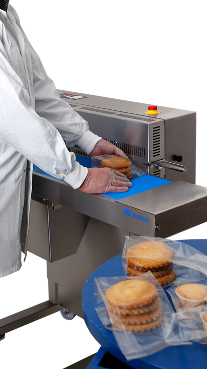 Audion Wrapping Machine D547 AHS In Packing Backery Products Tall
