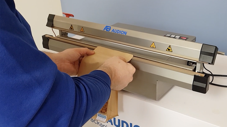 Audion Wrapping Machine Hand sealer, classic among packaging machines | Audion Elektro
