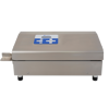 Contimed D 660 - Dit tafelmodel bandsealer van roestvrijstaal (niet valideerbaar) sealt PE, PP, PA/PE, headerkaarten en andere heat-sealbare alu-laminaatzakken. De D 660 produceert een sterke 9 mm seal en met het digitale LCD display kunt u gemakkelijk de sealtemperatuur en het sealtemperatuuralarm instellen. Snelheid: 8 mtr/minuut. Geïntegreerde koeling (voor het sealen van PE). Compatibel met DIN 58953-7. 