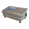 Contimed D 660 - Dit tafelmodel bandsealer van roestvrijstaal (niet valideerbaar) sealt PE, PP, PA/PE, headerkaarten en andere heat-sealbare alu-laminaatzakken. De D 660 produceert een sterke 9 mm seal en met het digitale LCD display kunt u gemakkelijk de sealtemperatuur en het sealtemperatuuralarm instellen. Snelheid: 8 mtr/minuut. Geïntegreerde koeling (voor het sealen van PE). Compatibel met DIN 58953-7. 
