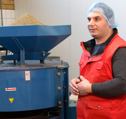 Come confezionare spezie e salse rispettando le rigide normative (HACCP) ma essere flessibili e avere una produttività elevata